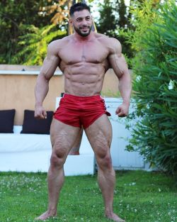 whitepapermuscle:  Dragos Syko