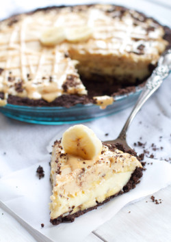 fullcravings:  Peanut Butter Banana Cream Pie with a Chocolate