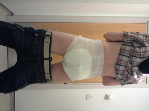 cutediapertwink:  This is a new set of pictures from me the CuteDiaperTwink :-)_ 