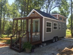 dreamhousetogo:  Tiny House Retreat in Greer, SC