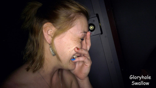 To set the stage for this Gloryhole visit, I want everyone to keep in  mind that Robin pretty much only gave a few blowjobs in her life.   That’s right, she’s 21 and only had three different cocks in her mouth  and only blew those three cocks