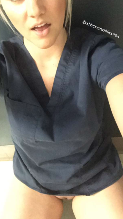 sexonshift:  I’ve been bored at work. I hope you guys like these as much as my husband and my potential FWB do… -❤️@xNickandNicolex   #sexynurse #scrubs #onoff #submission  Very sexy and looking awesome… very lucky hubby and FWB.. were  in the