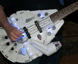 awesomeshityoucanbuy:  Millennium Falcon Bass GuitarMelt faces