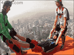 collegehumor:  Base Jump Troll “Aw, now I’ll never be able