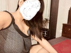 nirajkumar-123:  delbicpl:  #sleepy #exhibitionist #slutty #hotwife