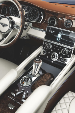 drugera:  Bentley EXP9F 