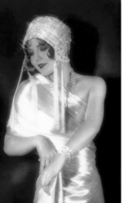 thewisecrackingtwenties: Stunning Nancy Carroll wearing a gorgeous