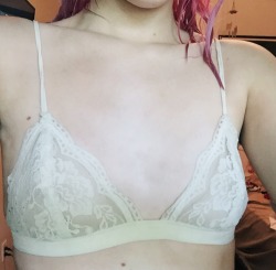 peachyxangel:  teeny tiny girl wears a teeny tiny bralette