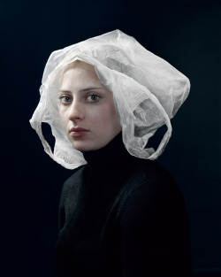 likeafieldmouse:  Hendrik Kerstens - Paula Pictures (ongoing