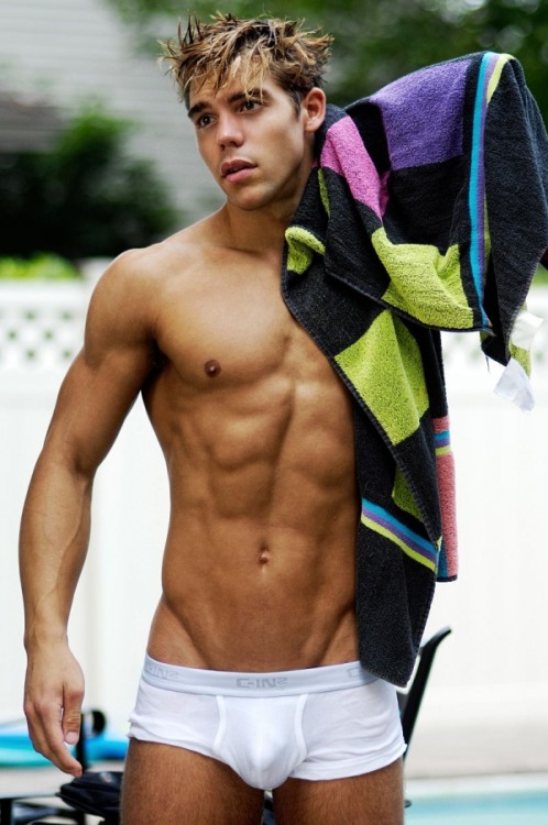 projectinsanity:  Chris Campanioni - the man is built like a god.  