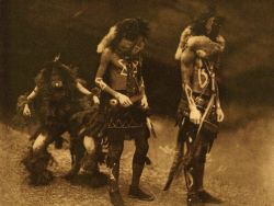 indigenouswisdom:Tó Neinilii is the rain God of the Najavo people.