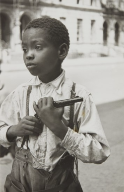 kvetchlandia:Helen Levitt     Young Boy, New York City 