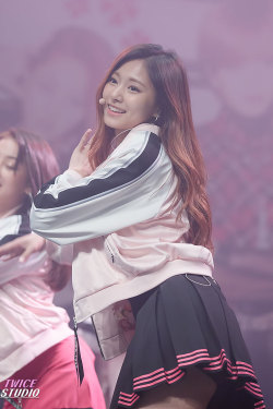 twicepercent: CR：Twice Studio