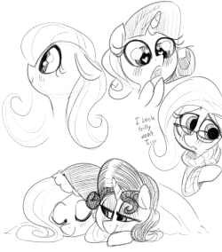 doodled some flutters and rarity shit