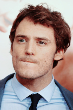 blakeblunt:    Sam Claflin being perfect.   