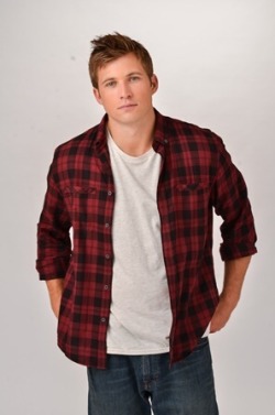 cutest-guys-ever24:Justin Deeley is so adorable and he’s also