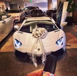 flyestfemales:  IG: lusttandlluxury