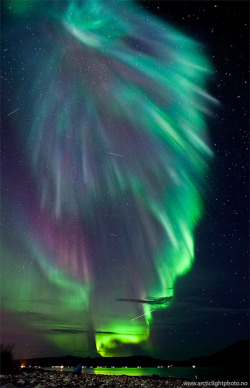 brutalgeneration:  Lightshow by Ole C. Salomonsen on Flickr.