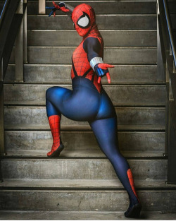 omgcosplayergirl:  More Cosplay Girls at http://bit.ly/1FCP5i0 