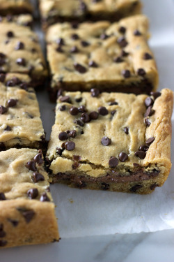 ilovedessert:Chocolate Stuffed Cookie Bars