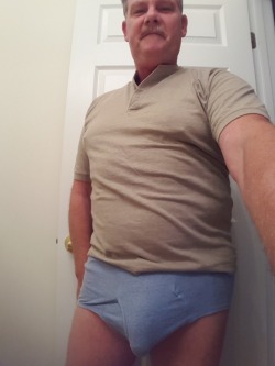 loslunasbighorn:  Proud Dumfries, Virginia Daddy