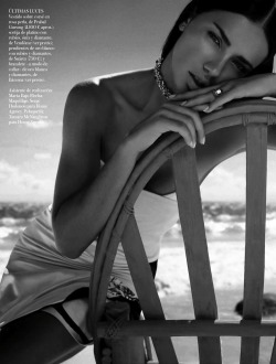  Adriana Lima by Miguel Reveriego for Vogue Spain May 2014 