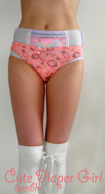 cutediapergirl:  I want to wear big girl pants but I can’t