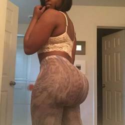 thickebonymilfs:  Thick Booty Ebony Milf<more black milfs>