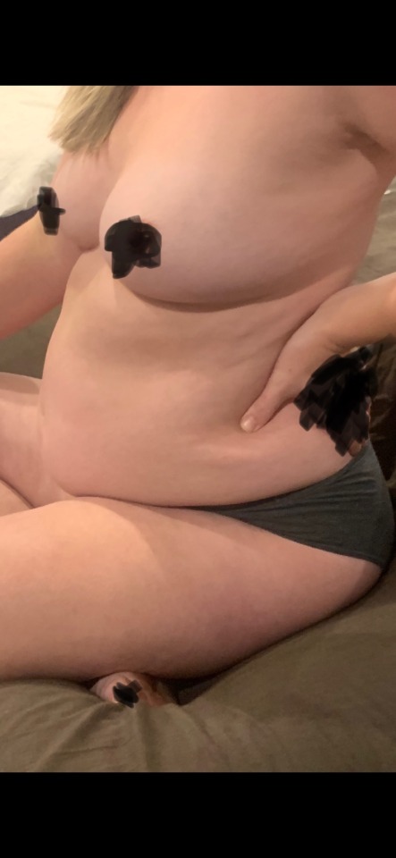 likewow69:Who likes the new me?  Hit me up I don’t bite!