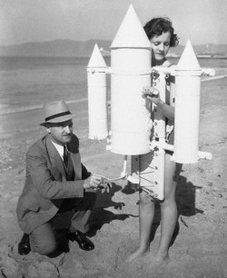 retrogasm:  Sending his wife into space… 