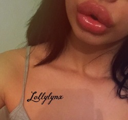 lollylynx:What do you guys think of my new lips? 