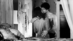 bestcouplemoments:  thisgifowns.tumblr.com 