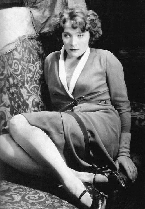 Marlene Dietrich Nudes & Noises  
