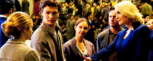 heydylanobrien:  Divergent new stills. 