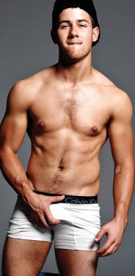 ultrawhimsy:  famousmeat:  Nick Jonas grabs his underwear bulge