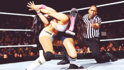 So happy to see AJ wrestling a lot more! That black widow submission