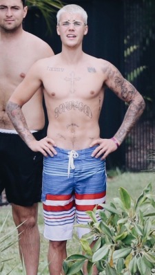 Male Celebrity Pits