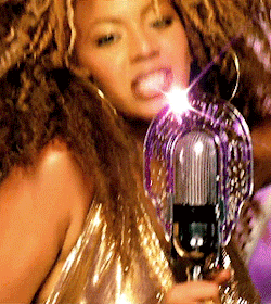 classicbeyonce:work it out, 2002