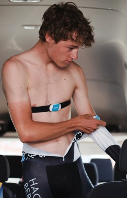 lycra-boys:Hot Dutch cycling boy!