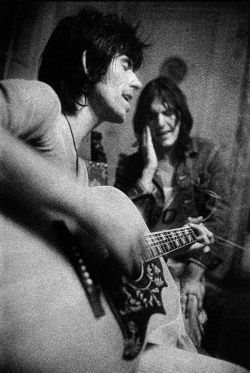 soundsof71:  Keith Richards and Gram Parsons, at work (or play)