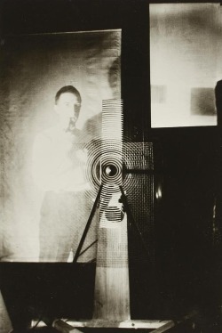 chaboneobaiarroyoallende:   Duchamp by Man Ray  