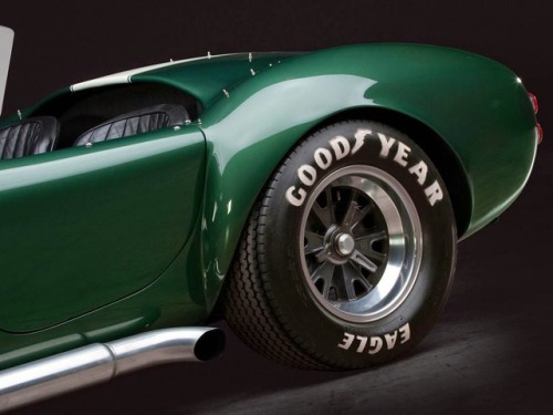 utwo: 1967 Shelby 427 Cobra © rm sothebys 