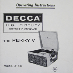 vinylespassion:  Decca - The Perry V, Model DP-641.