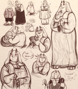 mintystarmagic:  Some sketches of Toriel ‘cause she’s a
