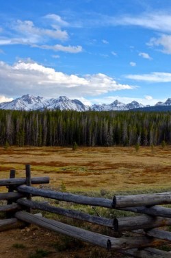 themountainsare:  Sawtooth Paradise by Paul Moinester 