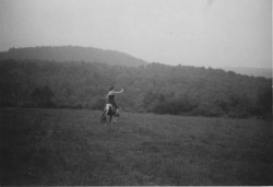 picturesfromgrandpa:  Sala in the Catskills, 1952. 