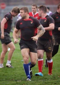 hothunksbubblebutts:Follow Hot Hunks & Big Bubble Butts,