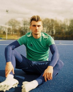 sportyhunks:  Maximilian Philipp