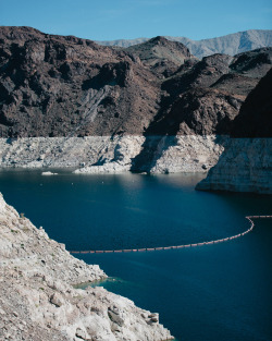 walkerpickering:  Lake Mead, 2015 Walker Pickering 