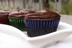 heckyeahvegancupcakes:  You-Won’t-Know-They’re-Vegan Chocolate